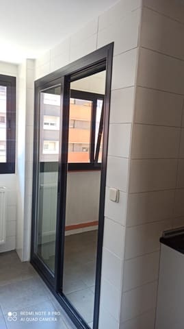 2 soveværelse Lejlighed til leje i Legazpi, Madrid by med swimmingpool garage - € 1.595 (Ref: 9485202)