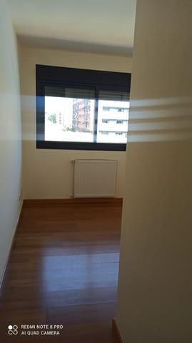 2 soveværelse Lejlighed til leje i Legazpi, Madrid by med swimmingpool garage - € 1.595 (Ref: 9485202)