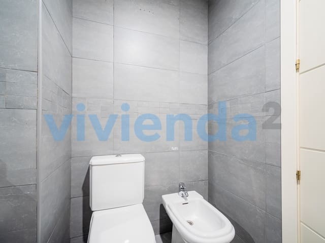 2 soverom Leilighet til leie i Legazpi, Madrid by med svømmebasseng garasje - € 1 595 (Ref: 9485202)