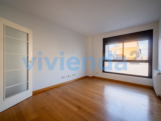 2 soverom Leilighet til leie i Legazpi, Madrid by med svømmebasseng garasje - € 1 595 (Ref: 9485202)