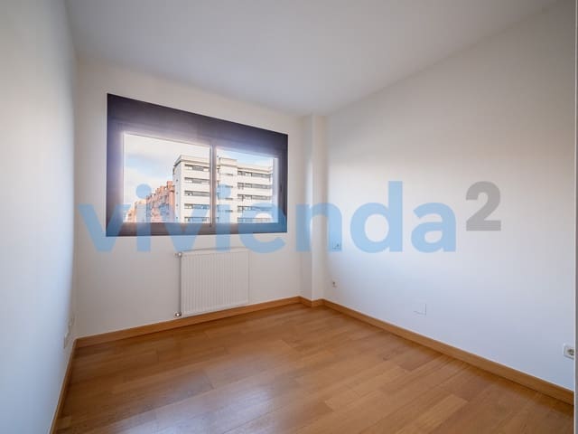 2 soverom Leilighet til leie i Legazpi, Madrid by med svømmebasseng garasje - € 1 595 (Ref: 9485202)