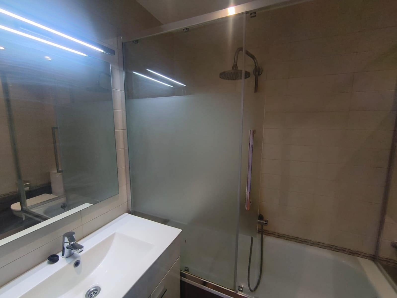 2 makuuhuone Asunto vuokrattavana paikassa Madrid kaupunki mukana uima-altaan - 1 600 € (Ref: 9491151)