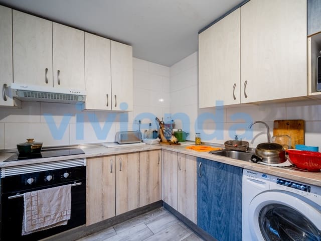 3 sypialnia Mieszkanie na sprzedaż w Palomeras Sureste, Miasto Madryt - 339 500 € (Ref: 9518797)