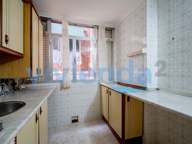3 soveværelse Lejlighed til salg i Ventas, Madrid by - € 291.500 (Ref: 9524070)