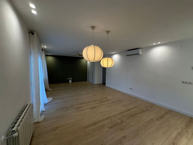 Piso de 2 habitaciones en Estrella, Madrid ciudad en alquiler - 2.500 € (Ref: 9524071)
