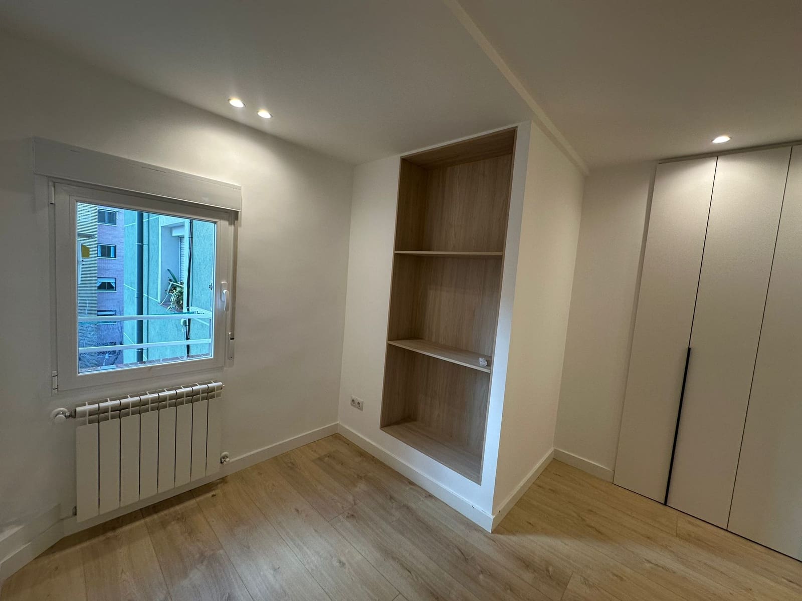 Piso de 2 habitaciones en Madrid ciudad en alquiler - 2.500 € (Ref: 9524071)