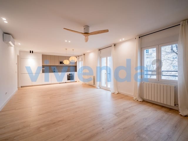Piso de 2 habitaciones en Estrella, Madrid ciudad en alquiler - 2.450 € (Ref: 9524071)