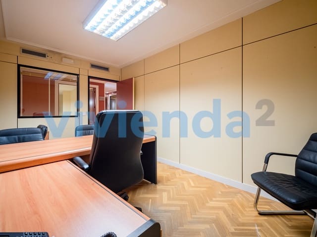 2 soveværelse Kontor til salg i Rios Rosas, Madrid by - € 430.000 (Ref: 9530370)