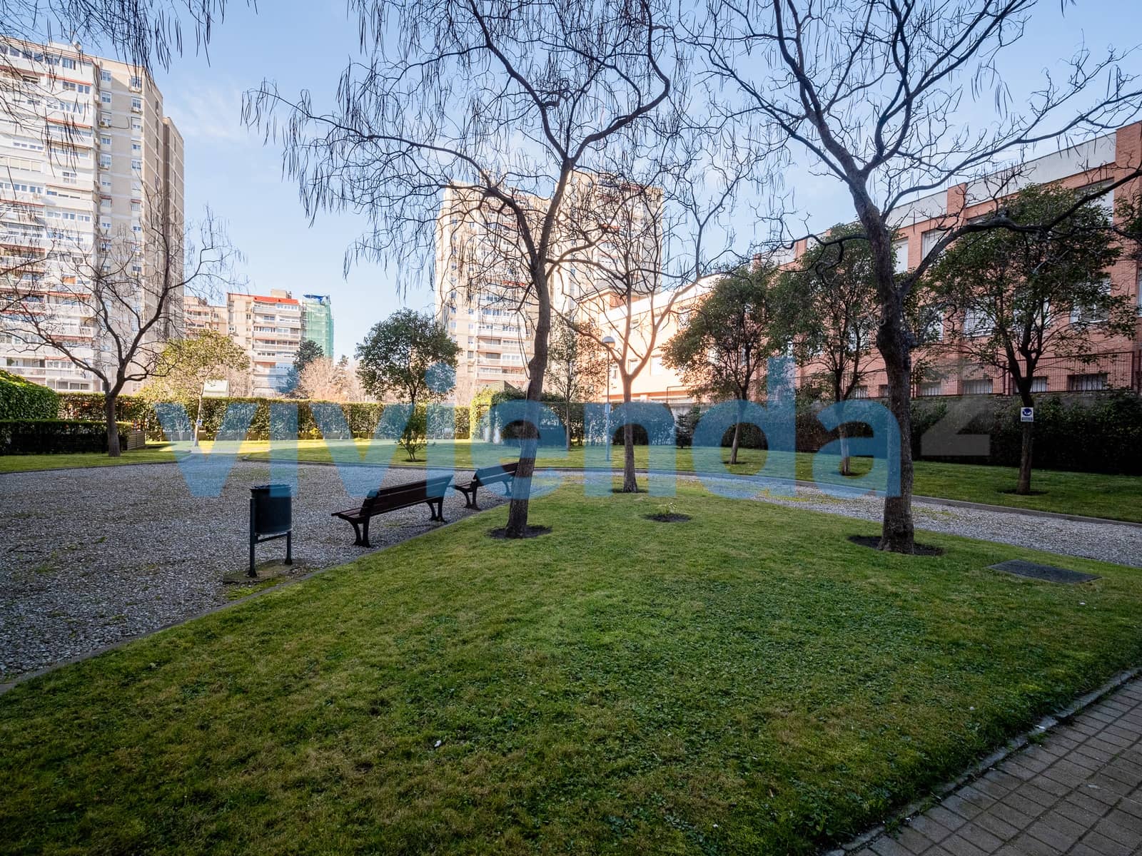 4 sovrum Lägenhet till salu i Madrid stad med garage - 469 000 € (Ref: 9533630)