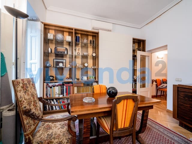 Piso de 1 habitación en Universidad, Madrid ciudad en venta - 785.000 € (Ref: 9536843)