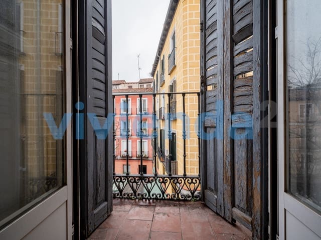 Piso de 1 habitación en Universidad, Madrid ciudad en venta - 785.000 € (Ref: 9536843)