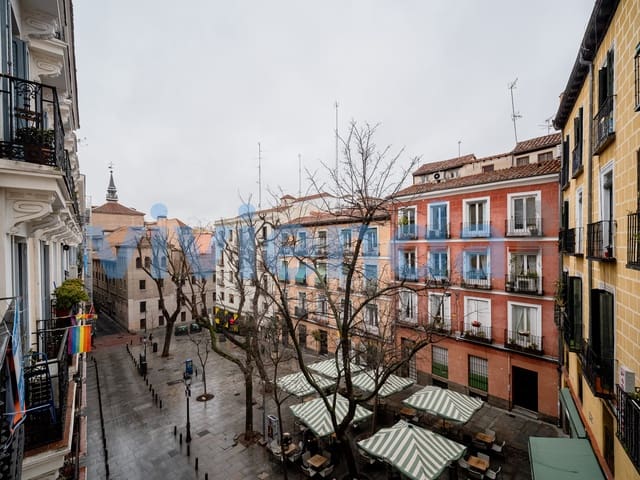 Piso de 1 habitación en Universidad, Madrid ciudad en venta - 785.000 € (Ref: 9536843)