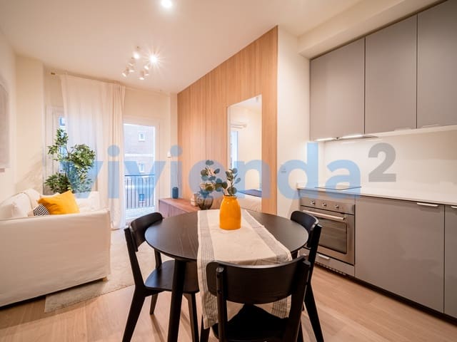 2 soveværelse Lejlighed til leje i Rios Rosas, Madrid by - € 1.895 (Ref: 9547702)
