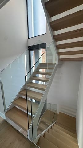 5 sovrum Lägenhet att hyra i Simancas, Madrid stad med pool - 5 500 € (Ref: 9551168)