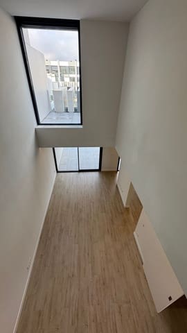 5 sovrum Lägenhet att hyra i Simancas, Madrid stad med pool - 5 500 € (Ref: 9551168)