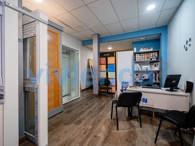 4 soverom Bedrift til salgs i Ciudad Jardín, Madrid by - € 553 900 (Ref: 9564907)