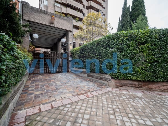 3 quarto Apartamento para venda em San Juan Bautista, Madrid cidade com piscina garagem - 1 200 000 € (Ref: 9568275)