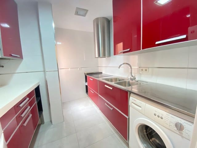 2 soveværelse Lejlighed til leje i Madrid by - € 1.500 (Ref: 9568276)