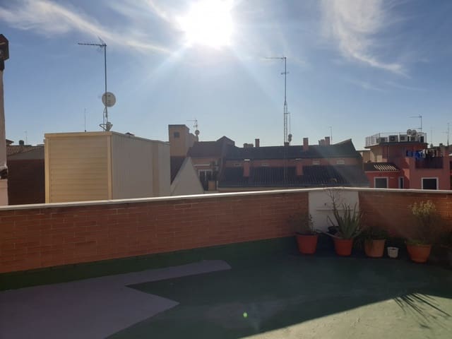 2 soveværelse Lejlighed til leje i Embajadores, Madrid by - € 1.500 (Ref: 9568276)