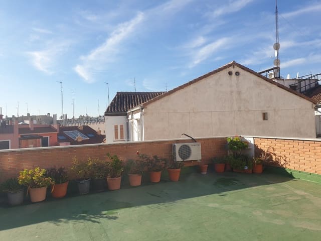 2 soveværelse Lejlighed til leje i Embajadores, Madrid by - € 1.500 (Ref: 9568276)