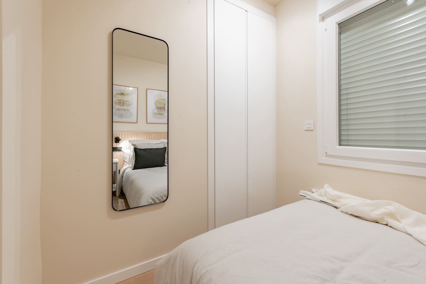 3 soveværelse Lejlighed til leje i Madrid by - € 1.950 (Ref: 9570900)