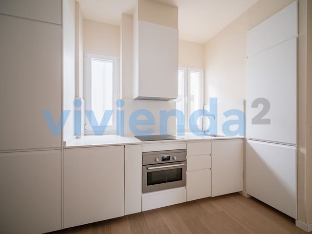 3 bedroom Flat for rent in Delicias, Madrid city - € 1,950 (Ref: 9570900)