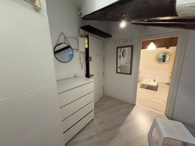 1 makuuhuone Asunto vuokrattavana paikassa Palacio, Madrid kaupunki - 1 200 € (Ref: 9570903)