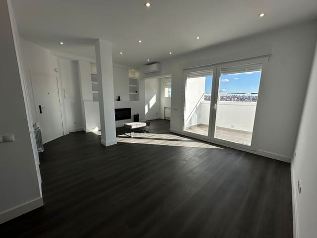 4 soveværelse Lejlighed til leje i Niño Jesús, Madrid by - € 4.100 (Ref: 9582487)