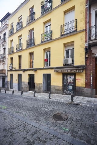 1 quarto Apartamento para arrendar em Embajadores, Madrid cidade - 1 030 € (Ref: 9582488)