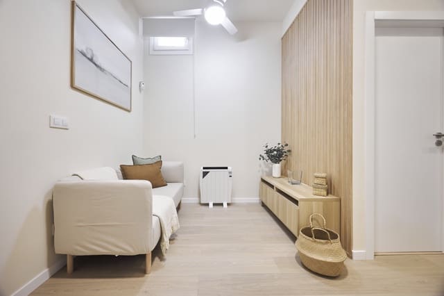 1 quarto Apartamento para arrendar em Embajadores, Madrid cidade - 1 030 € (Ref: 9582488)