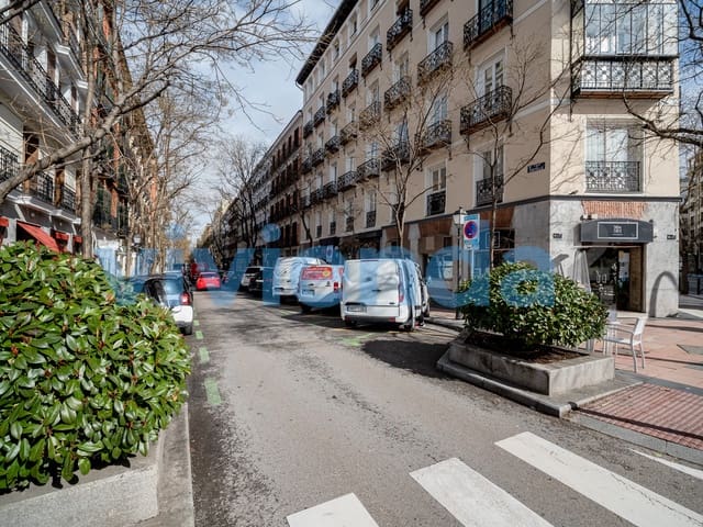 2 makuuhuone Asunto myytävänä paikassa Recoletos, Madrid kaupunki - 627 500 € (Ref: 9590878)