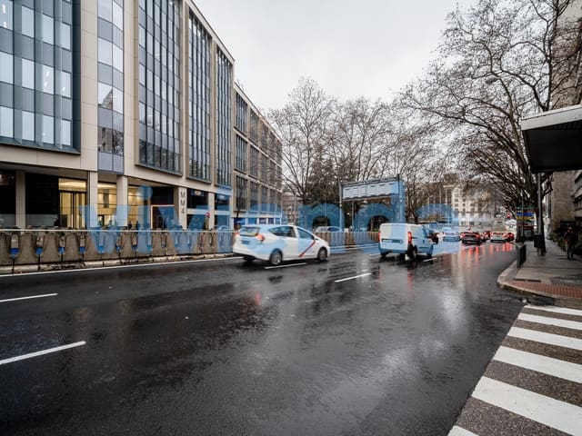 Garage til salg i El Viso, Madrid by - € 78.000 (Ref: 9590879)