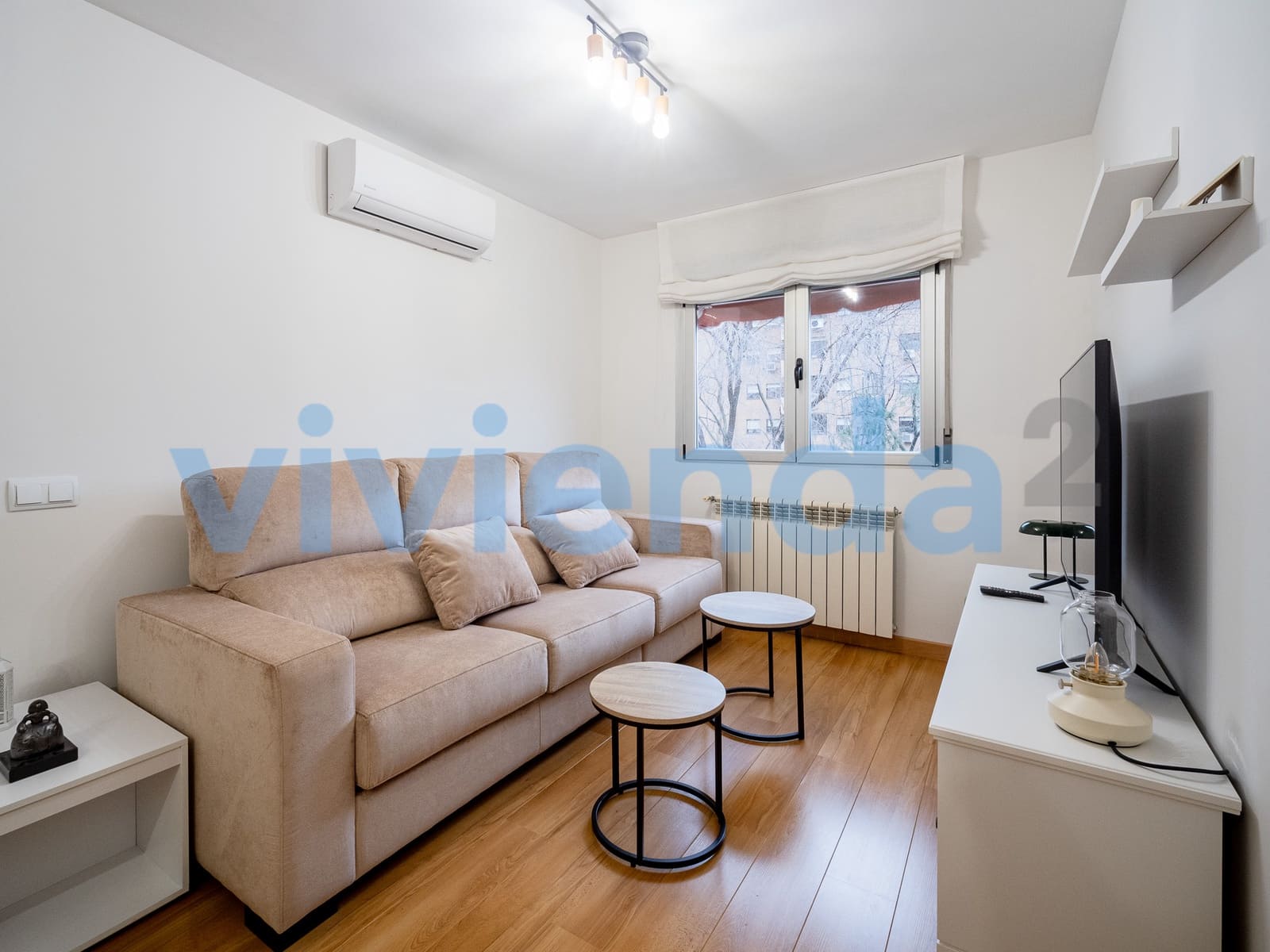 Appartement de 2 chambres à louer à Madrid ville avec garage - 1 525 € (Ref: 9598782)
