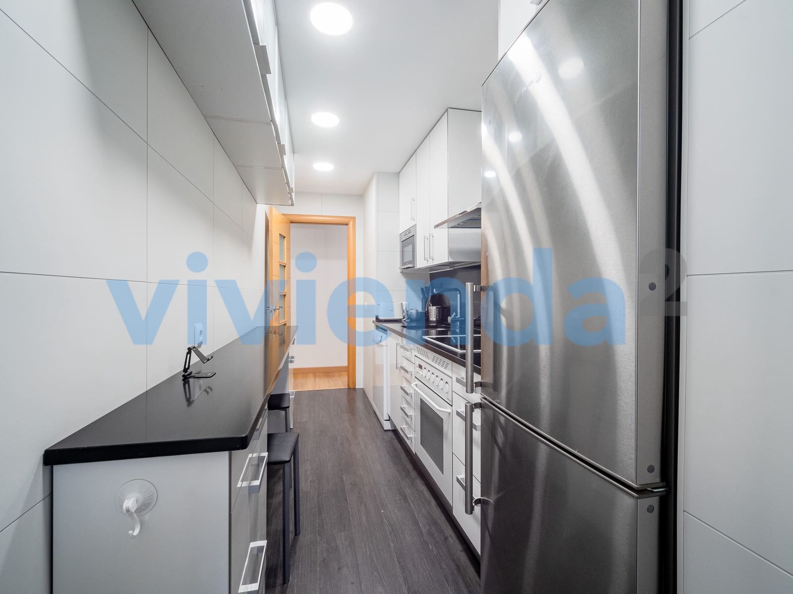 Appartement de 2 chambres à louer à Madrid ville avec garage - 1 525 € (Ref: 9598782)