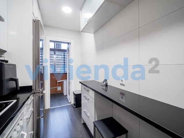 Appartement de 2 chambres à louer à Peñagrande, Madrid ville avec garage - 1 525 € (Ref: 9598782)