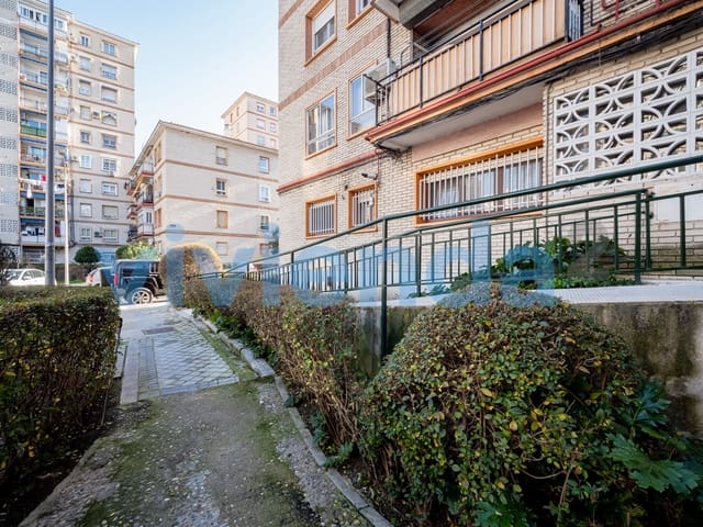 3 makuuhuone Asunto myytävänä paikassa Portazgo, Madrid kaupunki - 319 990 € (Ref: 9601102)