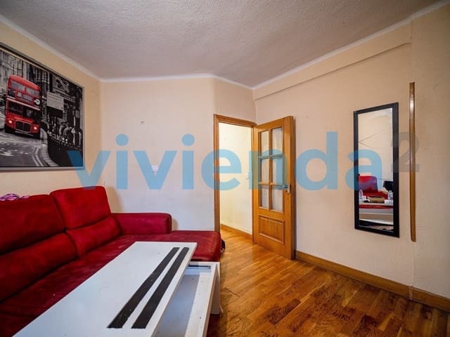 3 bedroom Flat for sale in Salvador, Madrid city - € 315,000 (Ref: 9601103)