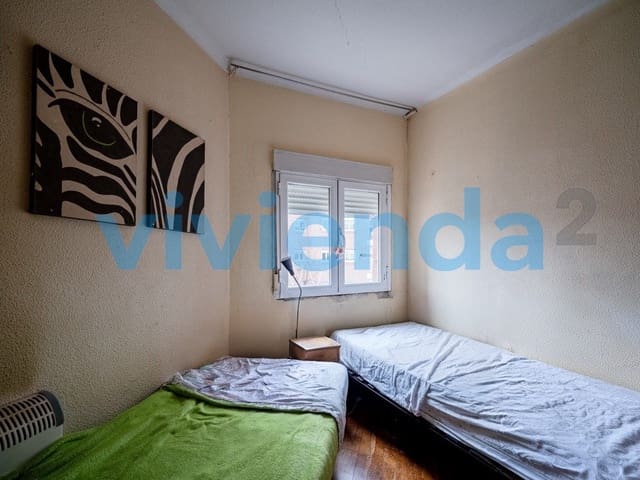 3 bedroom Flat for sale in Salvador, Madrid city - € 315,000 (Ref: 9601103)