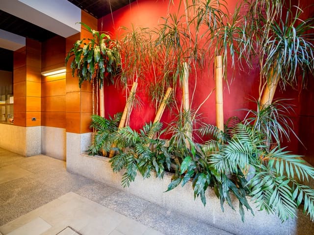 3 sovrum Lägenhet att hyra i Hispanoamérica, Madrid stad - 2 350 € (Ref: 9607884)