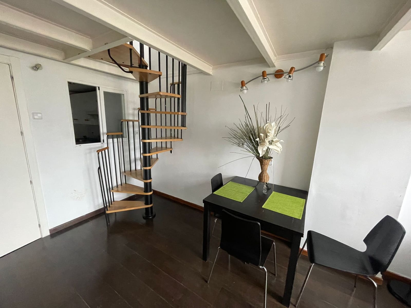 1 bedroom Flat for rent in Madrid city with pool garage - € 1,200 (Ref: 9607886)