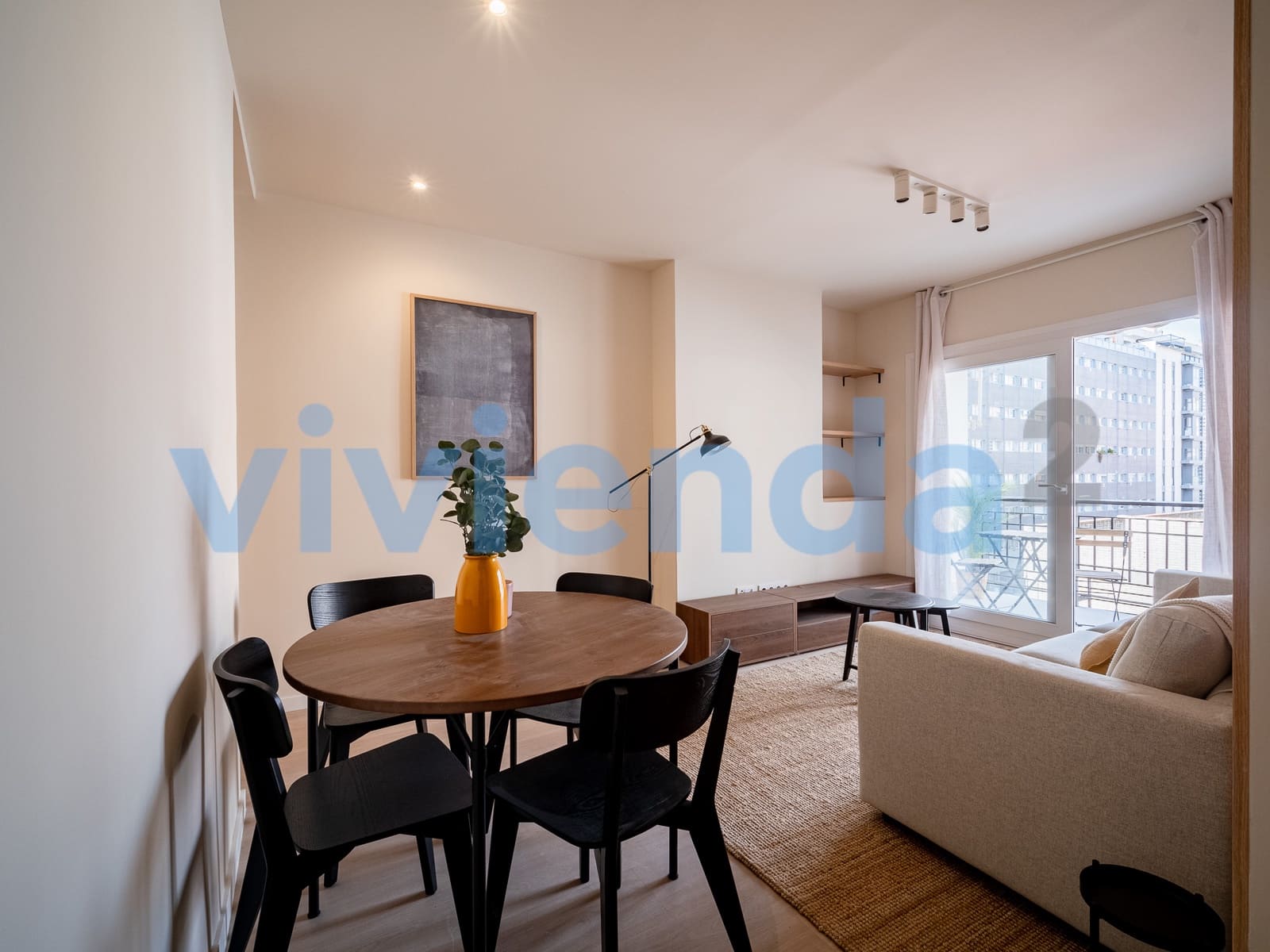 3 bedroom Flat for rent in Madrid city - € 2,250 (Ref: 9611269)