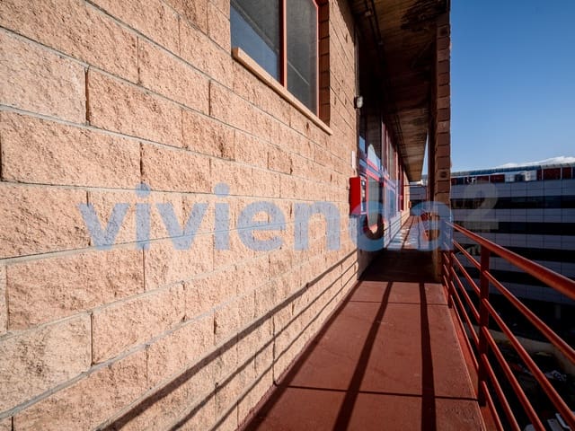 Kontor till salu i Simancas, Madrid stad - 467 000 € (Ref: 9615286)