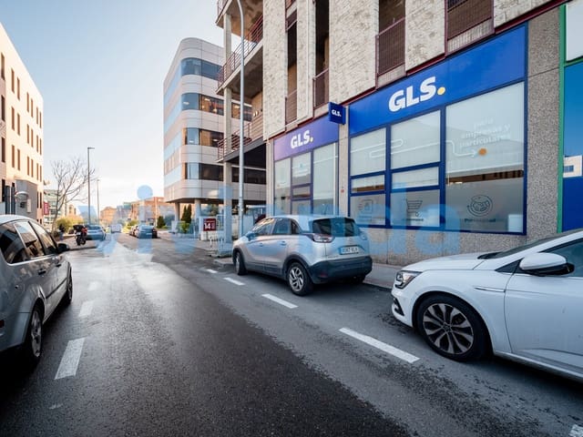Kontor till salu i Simancas, Madrid stad - 467 000 € (Ref: 9615286)