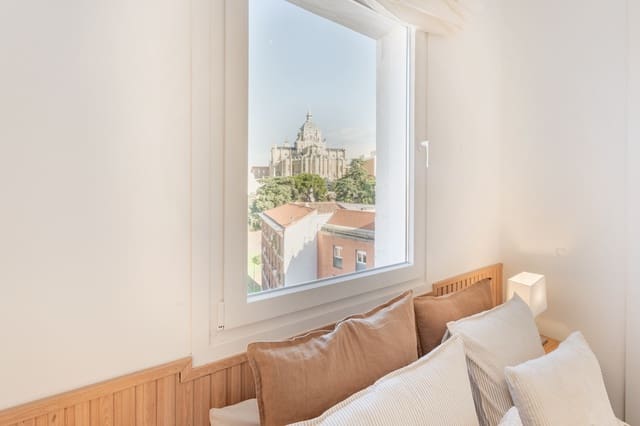 3 camera da letto Appartamento da affittare in Palacio, Madrid città - 1.945 € (Rif: 9619099)