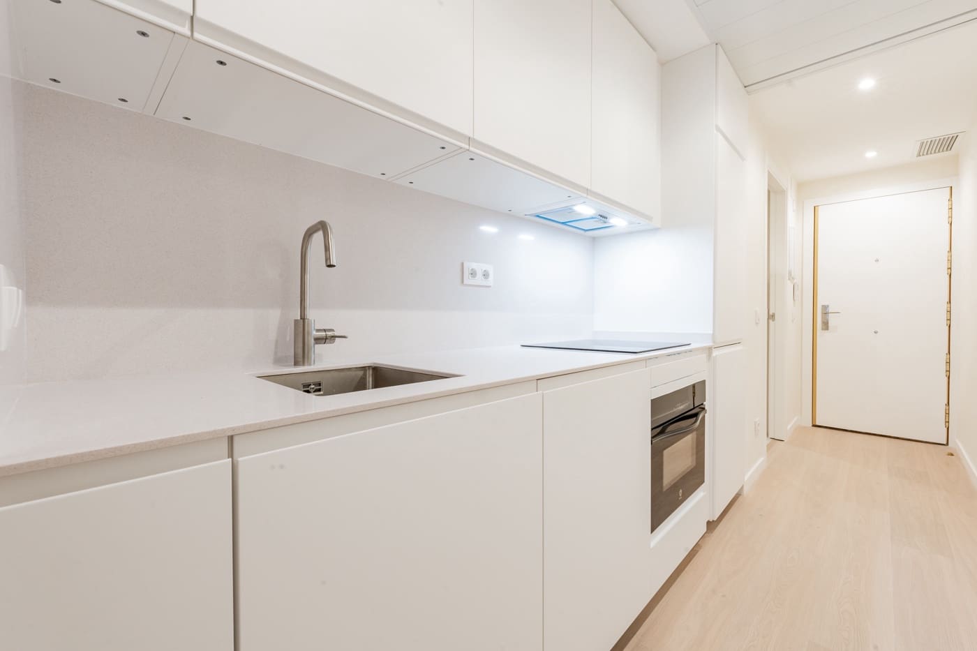 3 bedroom Flat for rent in Madrid city - € 1,850 (Ref: 9625427)