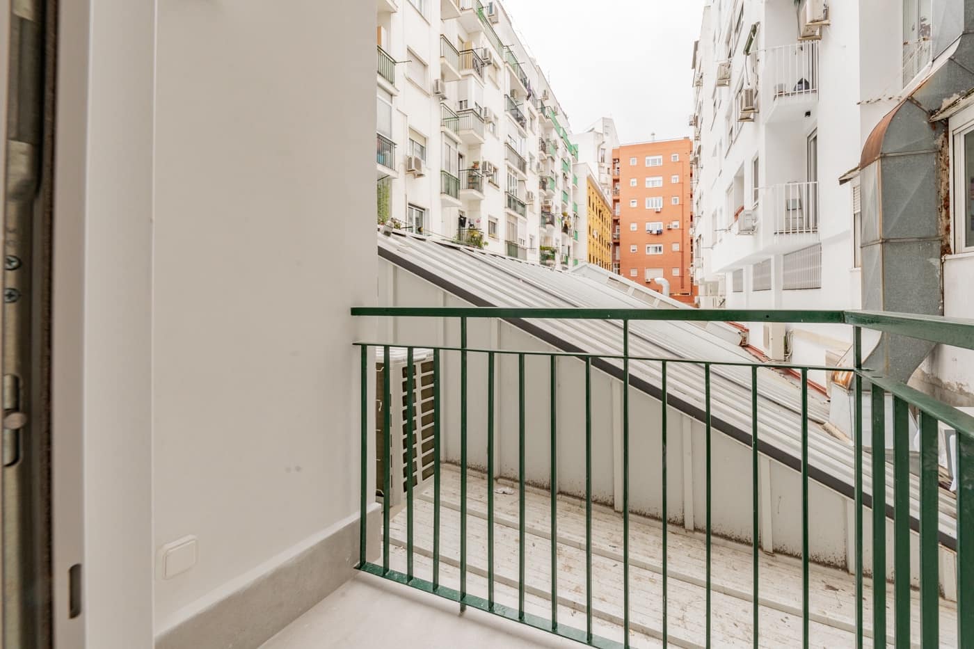 3 bedroom Flat for rent in Madrid city - € 1,850 (Ref: 9625427)