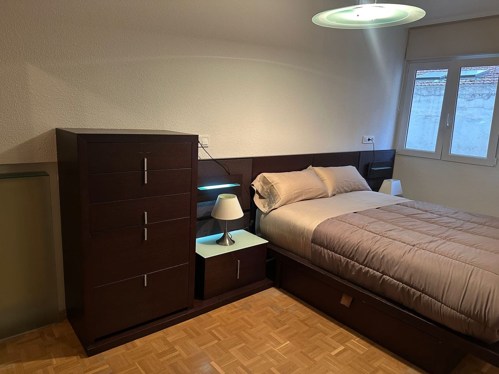 2 bedroom Flat for rent in Madrid city - € 1,500 (Ref: 9629844)