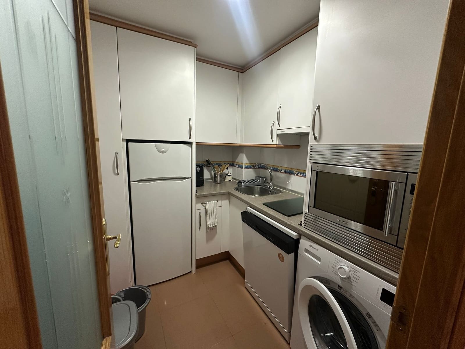 2 bedroom Flat for rent in Madrid city - € 1,500 (Ref: 9629844)