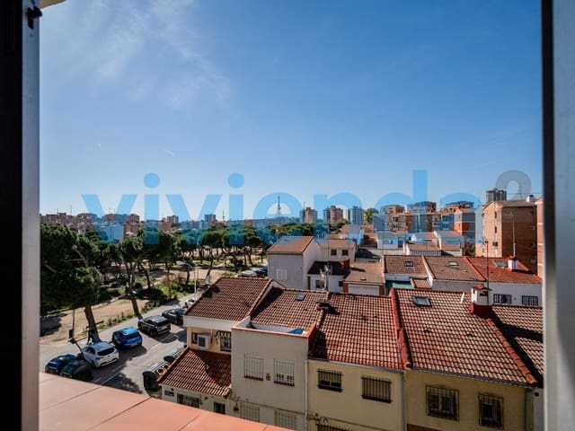 3 soveværelse Lejlighed til salg i Apostol Santiago, Madrid by - € 267.000 (Ref: 9634105)