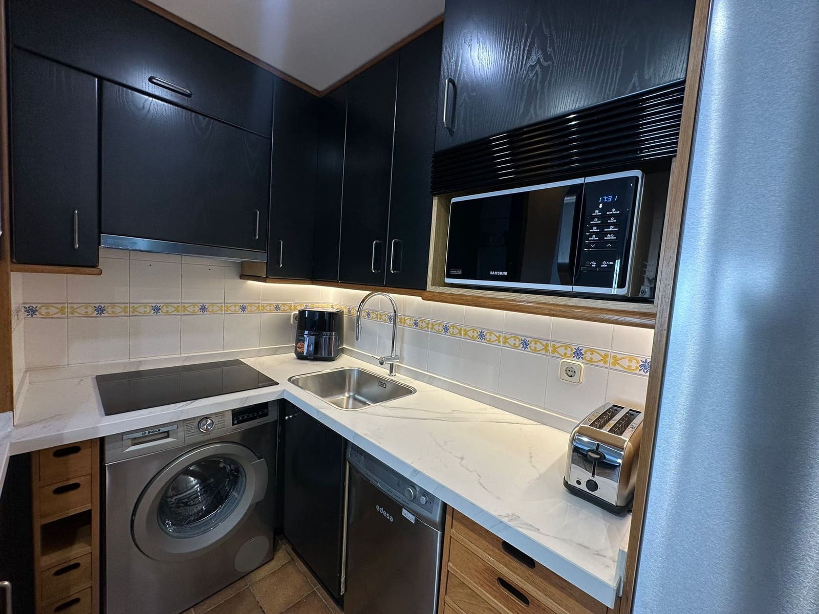 2 soverom Leilighet til leie i Madrid by - € 1 800 (Ref: 9637270)